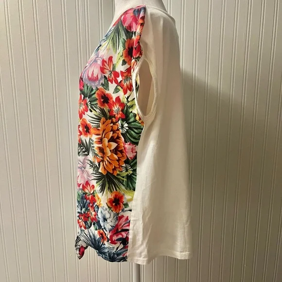 New Directions Multicolor Floral V-Neck Blouse - Picture 2 of 7